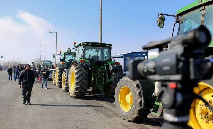 Μπλόκα αγροτών: Ξεκινά εβδομάδα εντατικών κινητοποιήσεων